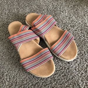 Sandals with rainbow straps